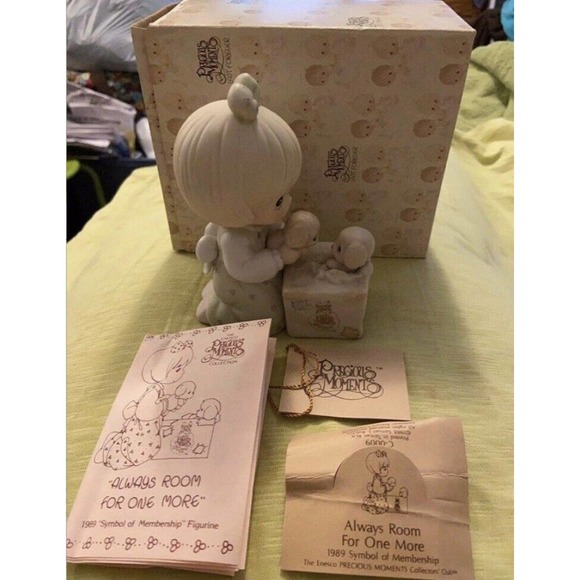 Enesco Other - Precious Moments Always Room For One More 1989 Membership‎ Figurine w/Box dogs